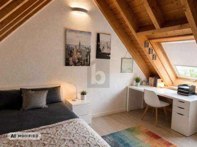 RUHIGE MAISONETTE MIT LOGGIA UND KAMINOFEN