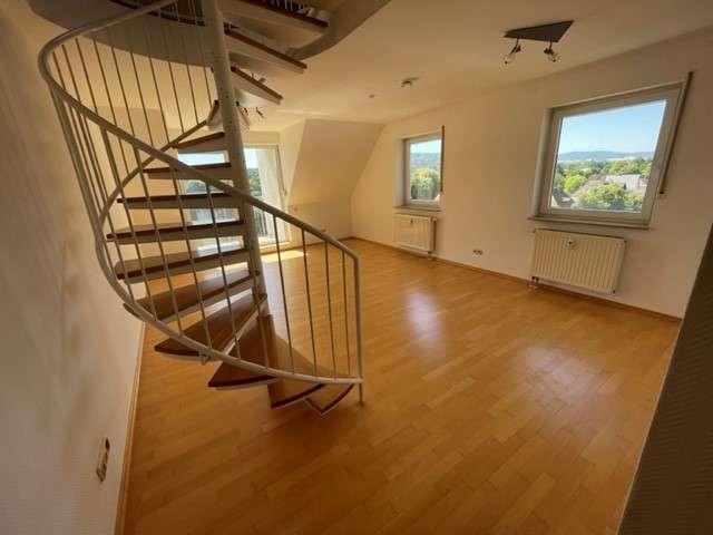 Ruhige sonnige Maisonette * 2 ZKB * EBK * Balkon * Tiefgaragenstellplatz * Kurpark