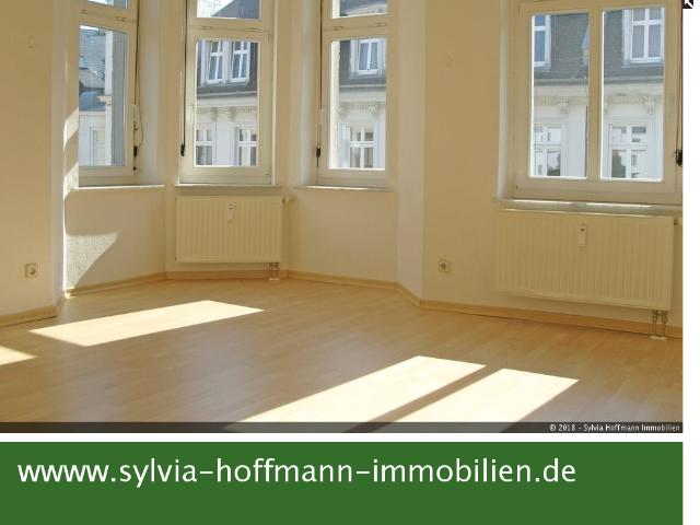 ruhige Seitenstraße * EBK * Dusche * Laminatboden * Lift