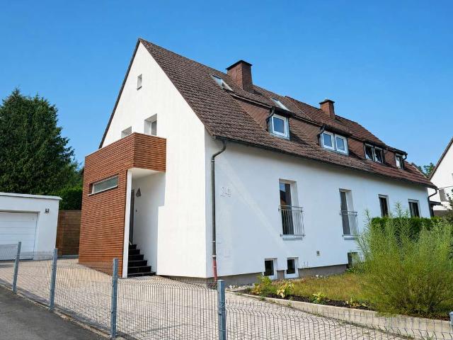 Ruhige Südhanglage am Otterberg: Hochwertig modernisierte Doppelhaushälfte