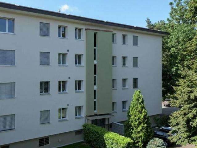 Ruhige Wohnlage im Grünen Nähe Glattzentrum