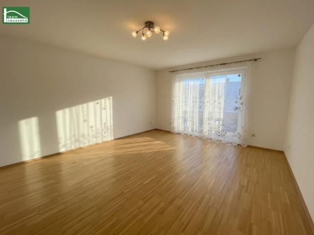 Ruhige Wohnung im Zentrum von Himberg mit großem Balkon und Einbauküche! Ab sofort verfügbar!