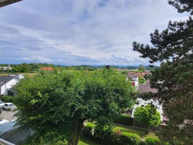Ruhige Wohnung mit Alpenblick, mit 4 Zimmern und viel Platz in Oberteuringen