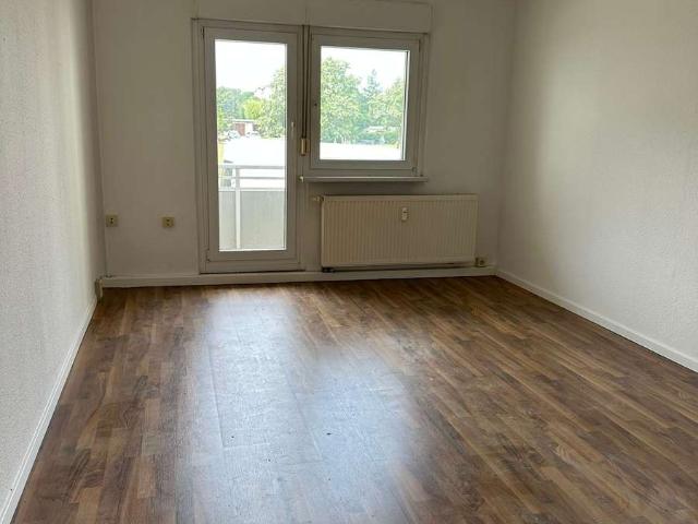 Ruhige Wohnung mit Balkon