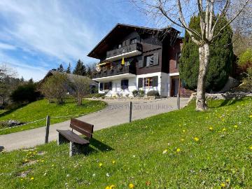 Ruhige Wohnung, mit PPE Garten von2034m2. Sale&Lease back