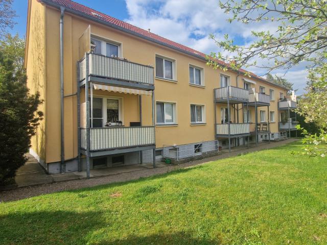Ruhige und grüne Lage mit Südwestbalkon in Scharfenberg!