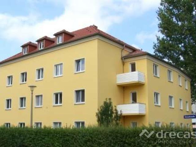 ruhige und helle 2 Zimmer Whg. mit Balkon!