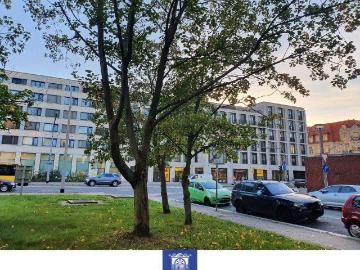 Ruhige und zentrale Wohnung mit Terrasse!
