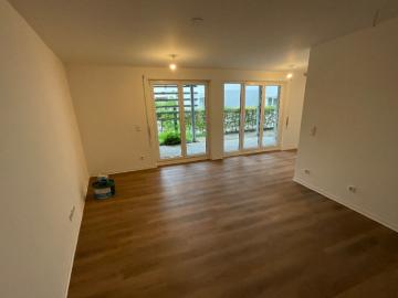 Ruhige und zentrale 3,5 Zimmer Wohnung mit großem Balkon!