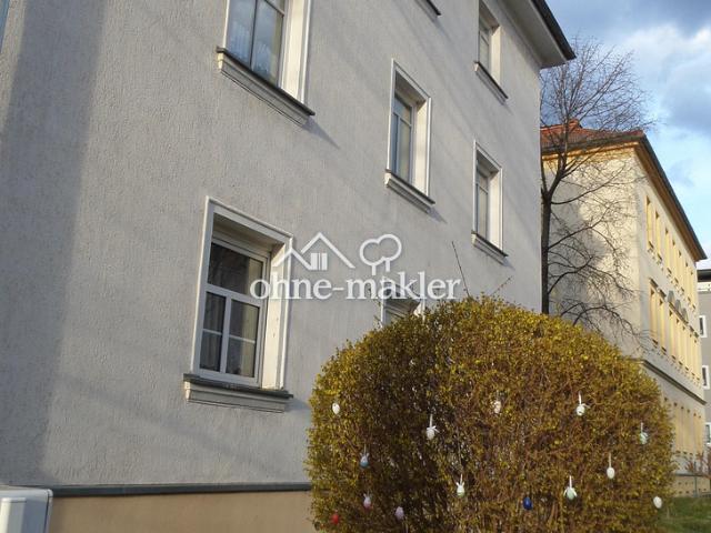 Ruhige, vermietete 3 Raumwohnung mit Tageslichtbad, Balkon und Garten zur eigenen Nutzung