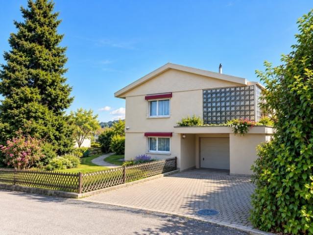 Ruhige Villa mit 6,5 Zimmern und großem Garten