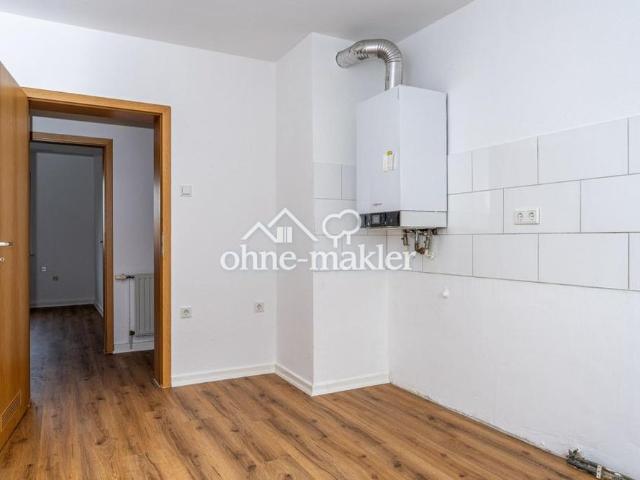 Ruhige, zentral gelegene 3 Zimmer Wohnung, Küche, Diele Bad in Oberhausen Osterfeld
