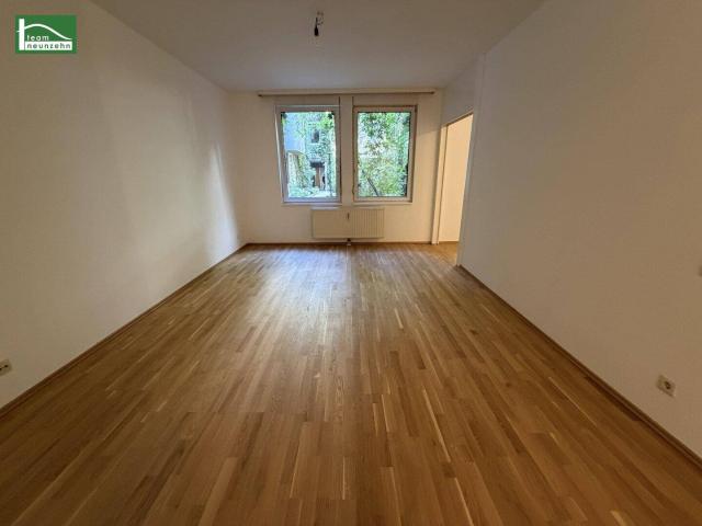 Ruhiger Wohnkomfort im begrünten Innenhof In zentraler Lage des 8. Bezirks! Sofort beziehbare 2 Zimmer Wohnung mit guter Raumaufteilung inkl. Garagenplatz! Hohe Rendite erzielbar