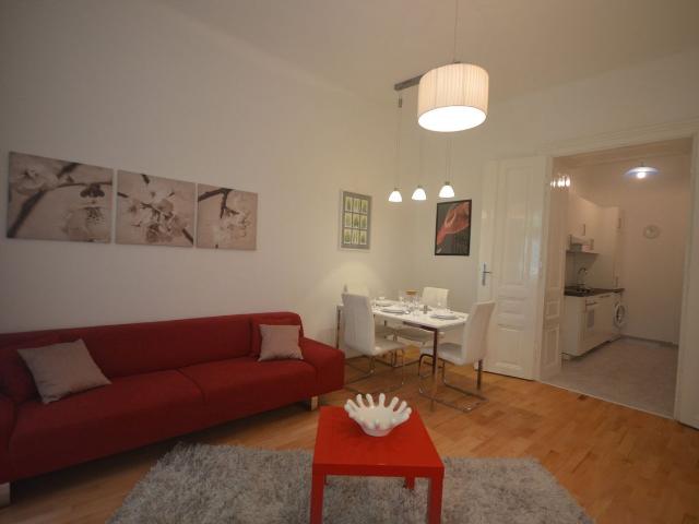 Ruhiges Altbau Apartment, Vienna Amsterdam Apartments for Rent