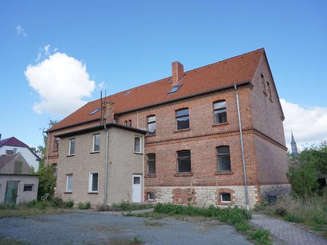 Ruhiges Grundstück mit Gebäuden und idealer Anbindung in Schneidlingen zu verkaufen