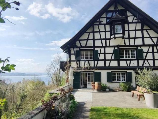 RUHIGES, PRIVATES UND HERSCHAFTLICHES WOHNEN