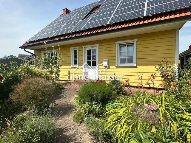 Ruhiges, sonniges & energieeffizientes Einfamilienhaus direkt „hinter’m Deich“ nahe Büsum