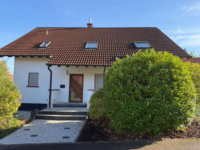 RUHIGES TRAUMHAUS