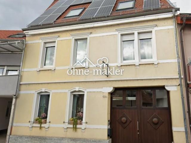 Ruhiges Wohnen in begehrter Lage mit möglichen Zusatzeinnahmen in Reilingen