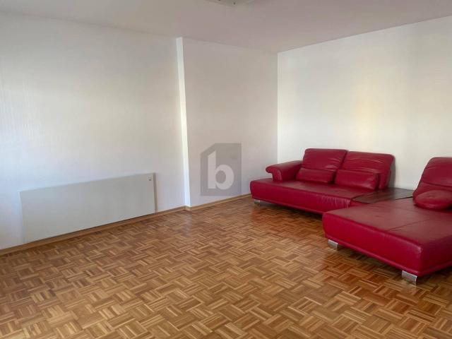 RUHIGES WOHNEN MIT BALKON & PARKPLATZ