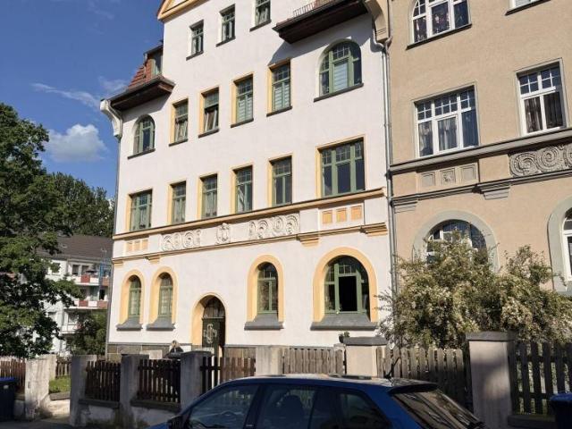 Ruhiges Wohnen mit großem Balkon