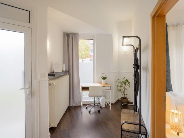 ruhrApartments: longstay/freeWifi/workstation, Bochum Amsterdam Apartments for Rent