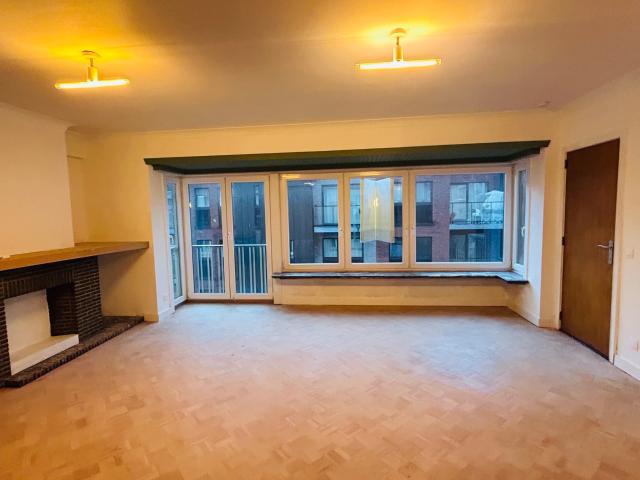 Ruim appartement met 2 slaapkamers op een centrale ligging te Gent