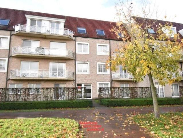 Ruim appartement met 2 slaapkamers en garage