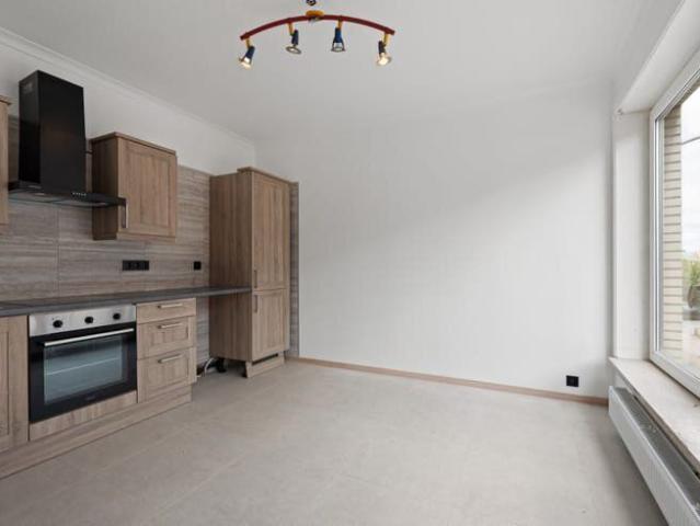 Ruim appartement met 3 slaapkamers te huur in Londerzeel