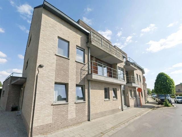 Ruim appartement met twee slaapkamers en twee terrassen