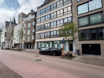 Ruim appartement met uitzicht over de Grote Markt