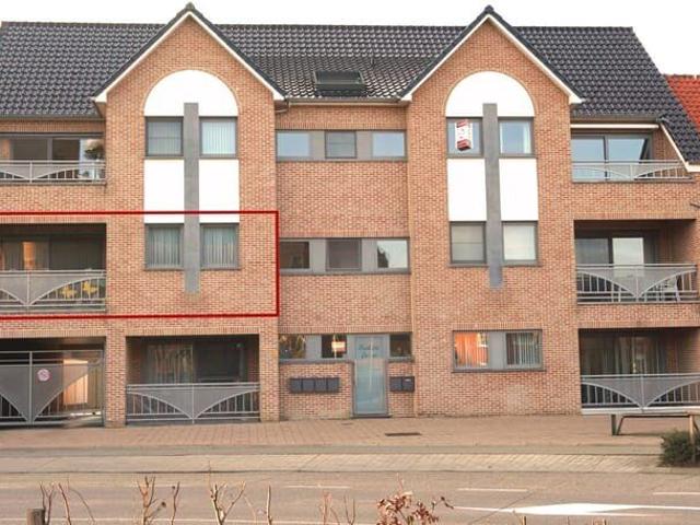 Ruim appartement van 110 m² met 2 slaapkamers, lift, 2 au.