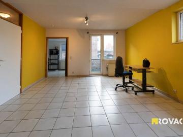 Geschakelde Woning te huur in Izegem - Terras