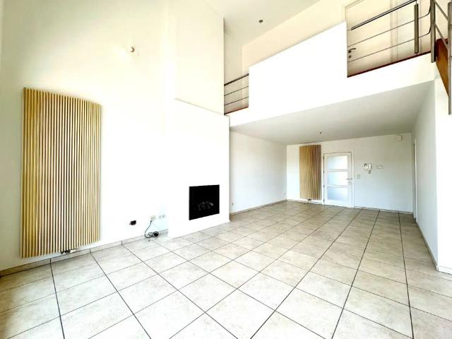 Ruim duplex appartement met 3 slaapkamers in hartje Bilzen Hoeselt