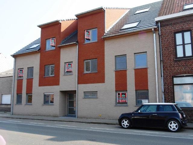 RUIM DUPLEX APPARTEMENT MET TERRAS EN GARAGE