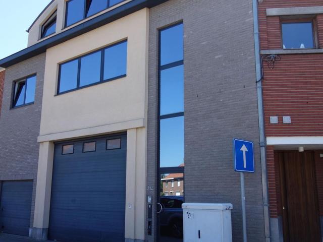 Ruim duplex appartement met terras in hartje Kessel Lo – BVM