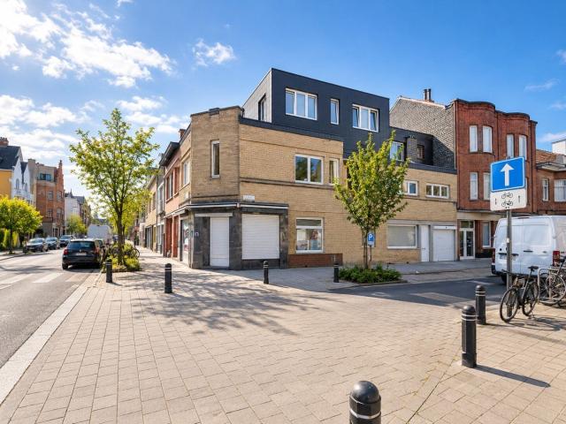 Ruim duplexappartement met 3 slaapkamers nabij Gent Sint Pi
