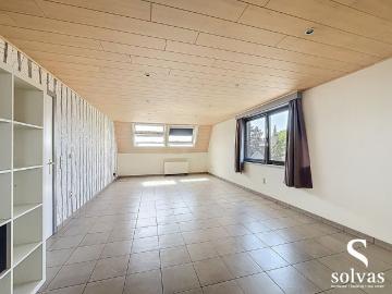 Ruim dakappartement met 2 slaapkamers!