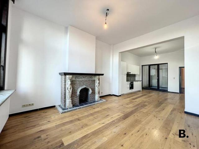 Ruim eenslaapkamerappartement op toplocatie met terras