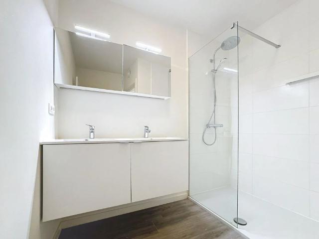 Ruim en modern appartement met 2 slaapkamers vlakbij het station in Knokke Heist