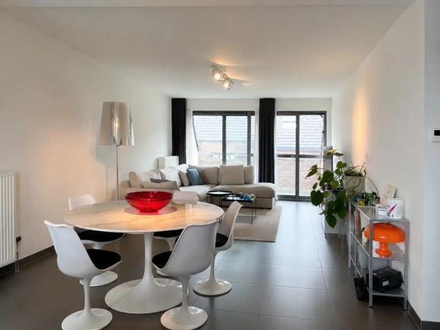 Ruim en comfortabel duplexappartement in het centrum van Lanaken