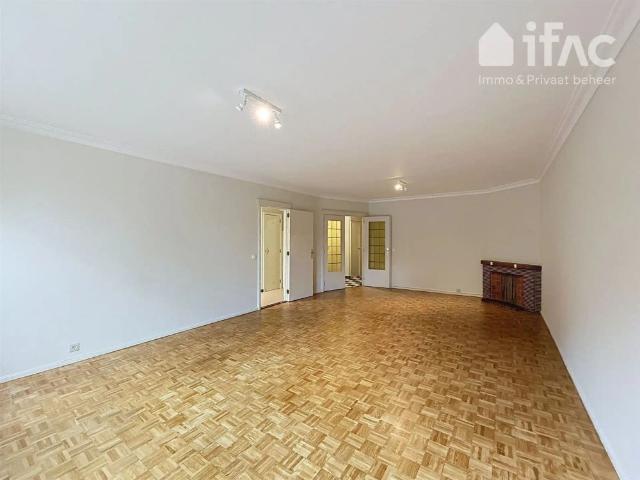 Ruim en goed gelegen appartement
