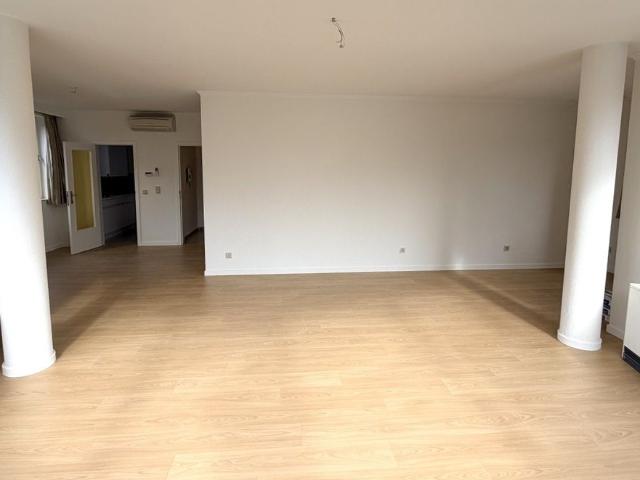 Ruim en lichtrijk appartement ca. 100m2 met autostaanplaats centrum Leuven