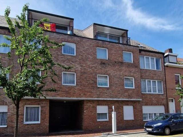 Ruim en lichtrijk appartement nabij het centrum van Kortrijk