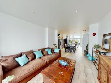 Ruim gelijkvloers appartement te huur te Moeskroen