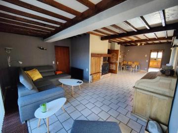 Ruim, gelijkvloers appartement met 2 slaapkamers & terras