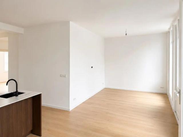 Ruim gerenoveerd appartment Te Huur op toplocatie in centrum Lier
