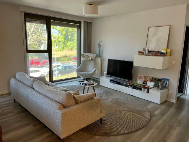 Ruim lichtrijk appartement in een groene buurt in Gentbrugge