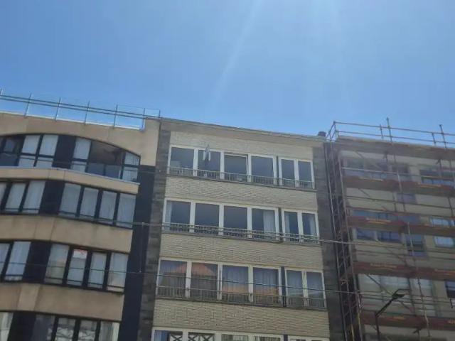 Ruim twee slaapkamer appartement met een mooi zeezicht