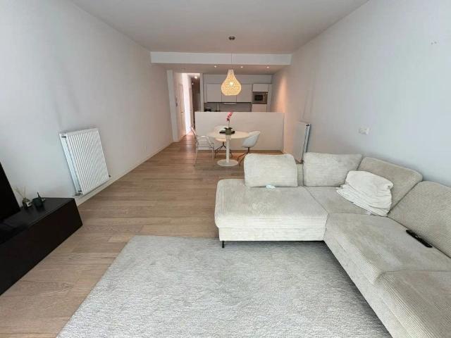 RUIM TWEE SLAAPKAMER APPARTEMENT MET TERRAS